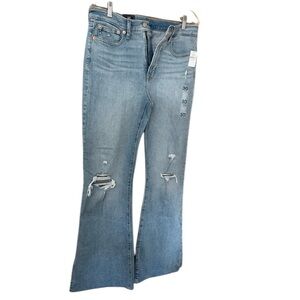 GAP NWT  70’s Flare High Rise, blue jeans, size 30/10R